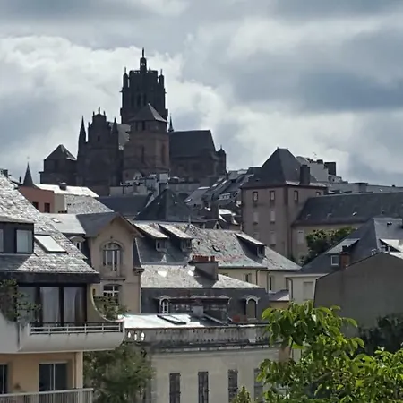 Paraire Rodez Buitenkant foto